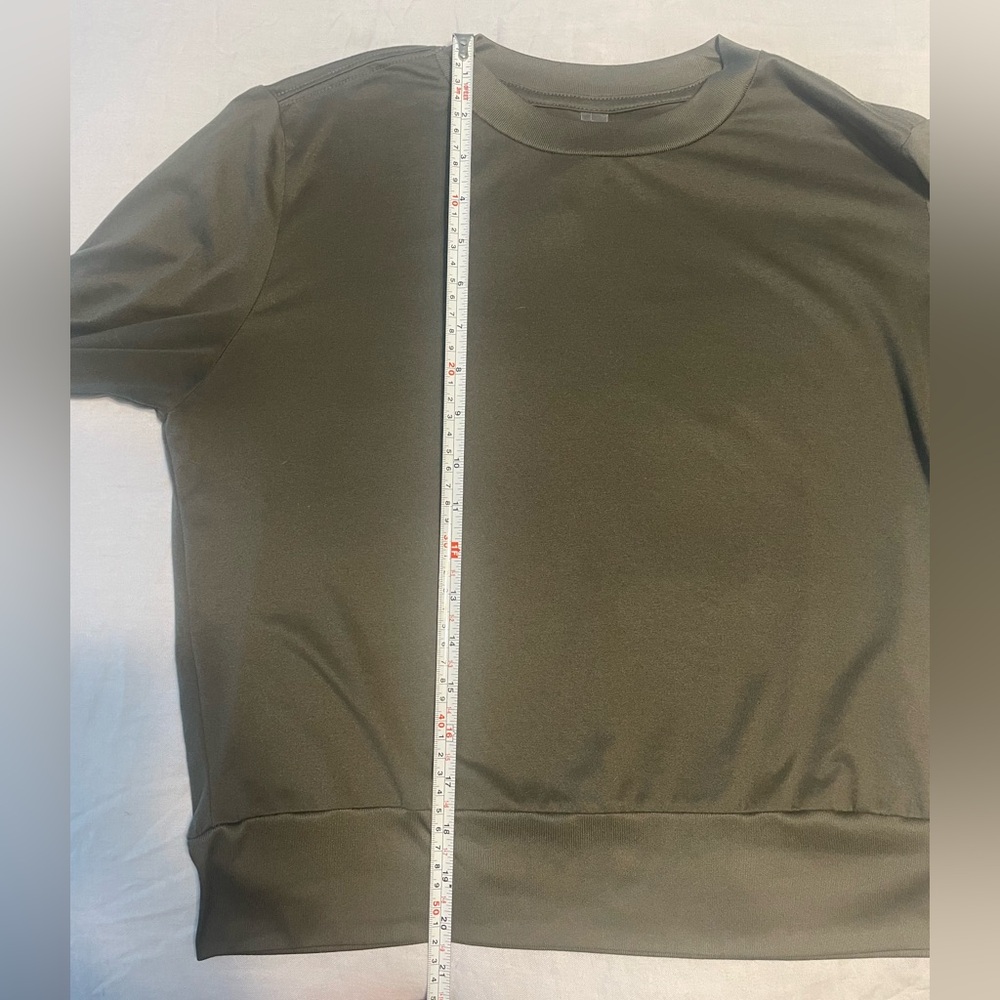 Vuori Daydream Crew Long Sleeve in Olive Green Shirt Sz S - Picture 4 of 5